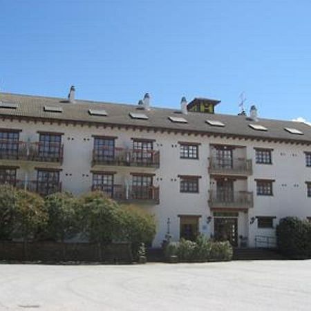 Hotel Anaya Puente La Reina de Jaca Екстериор снимка