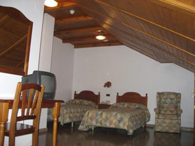 Hotel Anaya Puente La Reina de Jaca Екстериор снимка