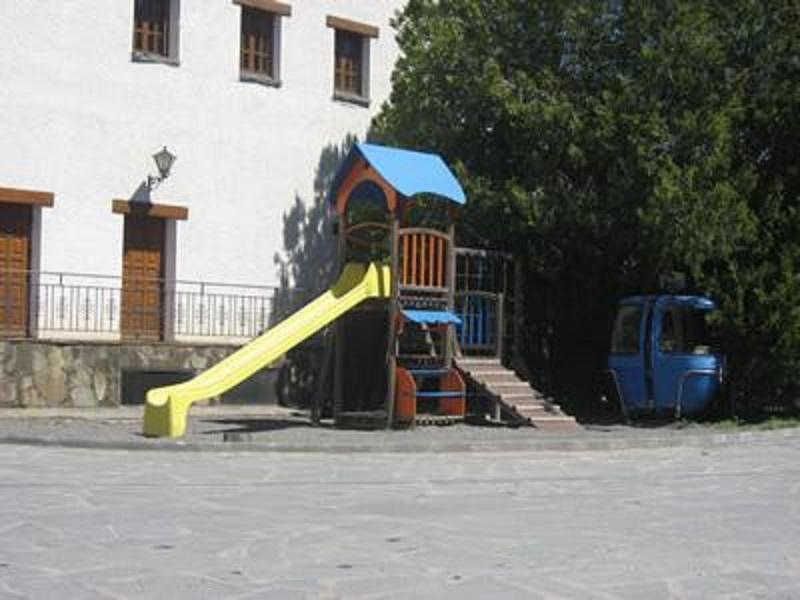 Hotel Anaya Puente La Reina de Jaca Екстериор снимка