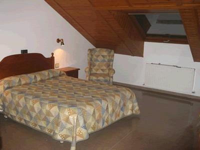Hotel Anaya Puente La Reina de Jaca Екстериор снимка